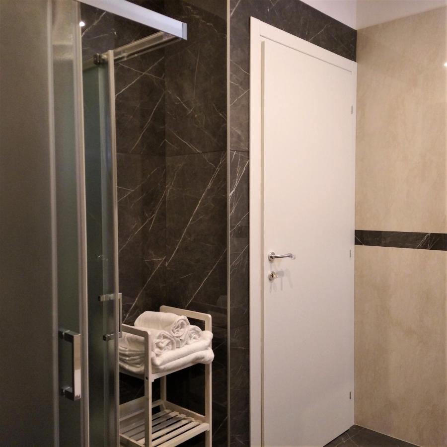 Astrid House Apartment Stresa Bagian luar foto
