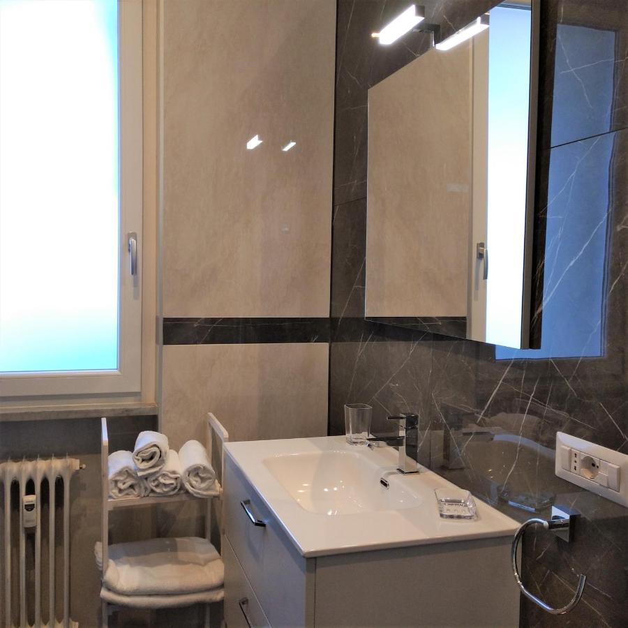 Astrid House Apartment Stresa Bagian luar foto